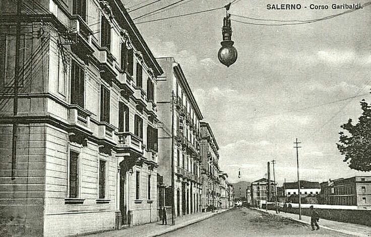 salerno corso garibaldi (corso vittorio emanuele).jpg